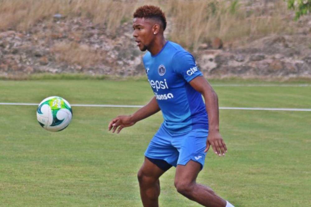 Yeison Mejía revela el número de camiseta que quería usar en Motagua y