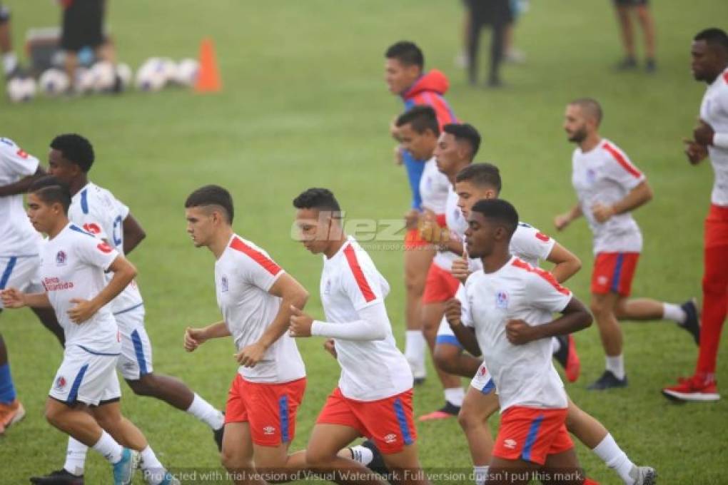 Caras Nuevas Las Novedades En El Primer Entrenamiento Del Tricampe N