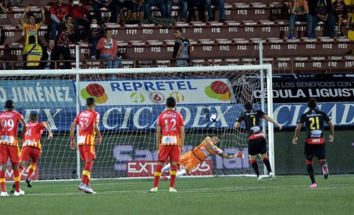 Alajuelense se afianza en el liderato del fútbol tico